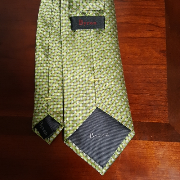 Byron Tie - Picture 2 of 2
